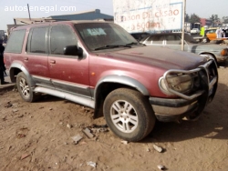 4X4 FORD EXPLORER