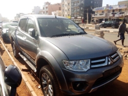 4X4 MITSUBISHI L200 DOUBLE CABINE VENANT