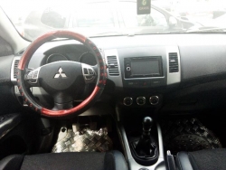 4X4 MITSUBISHI OUTLANDER VENANT