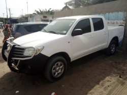 4x4 Toyota Hilux double cabine