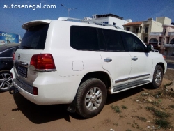 4X4 TOYOTA LAND CRUISER 7PLACES