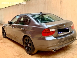 Bmw 318, année 2006, modèle sport, essence, 4 CYLINDRES!!!!!