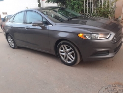 FORD FUSION SE VENANT