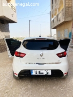 Je vend une voiture clio 4diesel manuel année 2013