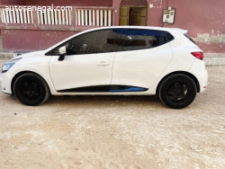 Je vend une voiture clio 4diesel manuel année 2013