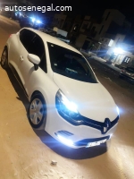 Je vend une voiture clio 4diesel manuel année 2013