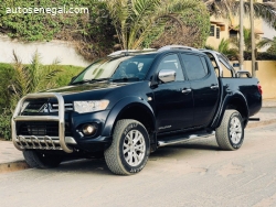 Mitsubishi l 200  venant 2016