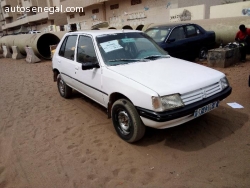 PEUGEOT 205