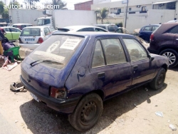 PEUGEOT 205