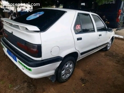 Renault 19