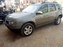 RENAULT DUSTER