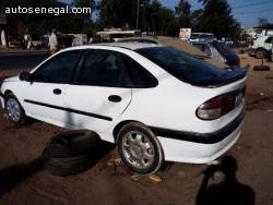 RENAULT LAGOUNA