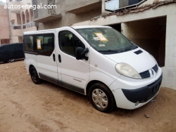 RENAULT TRAFIC VENANT12PLACES