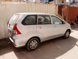 TOYOTA AVENZA 7PLACES