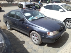 TOYOTA CARINA 3