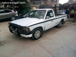 TOYOTA HILUX UNE CABINE