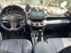 Toyota Rav4 2012 manuel essence